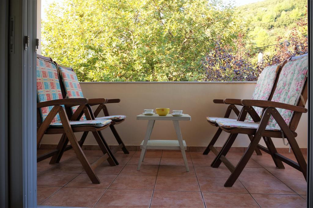 Villa The Platanus Tree Kato Vasiliki エクステリア 写真