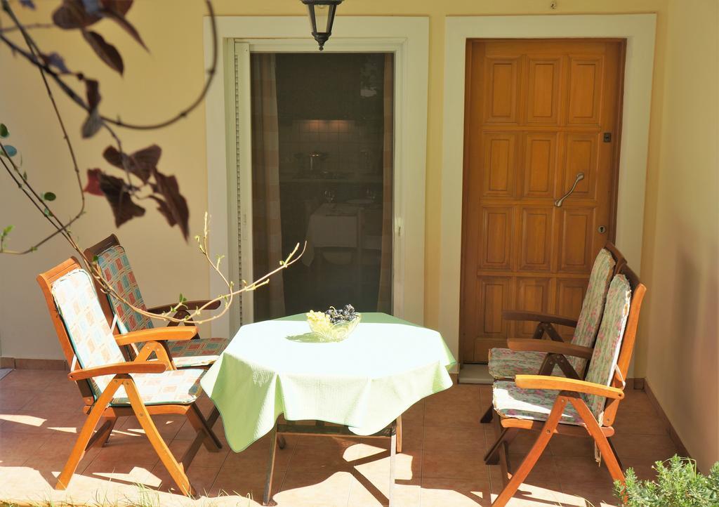 Villa The Platanus Tree Kato Vasiliki エクステリア 写真